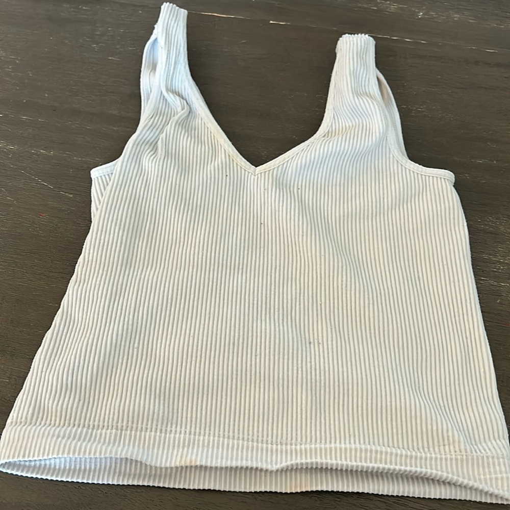 White cropped tank top
